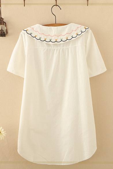 Cute Girls Short Sleeve Peter Pan Collar Button Down Floral Stripe Embroidered Curved Hem Loose Shirt in White