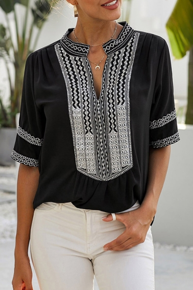 Ethnic Women's Short Sleeve V-Neck Floral Printed Loose Fit T Shirt