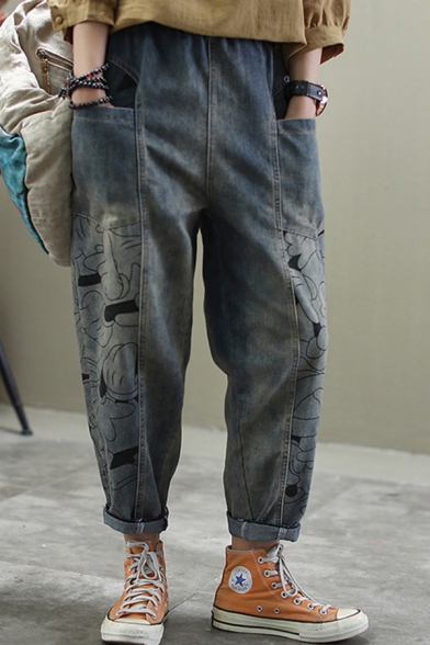 

Vintage Womens Elastic Waist Cartoon Hand Printed Bleach Rolled Cuffs Baggy Jeans in Light Blue, LM607643