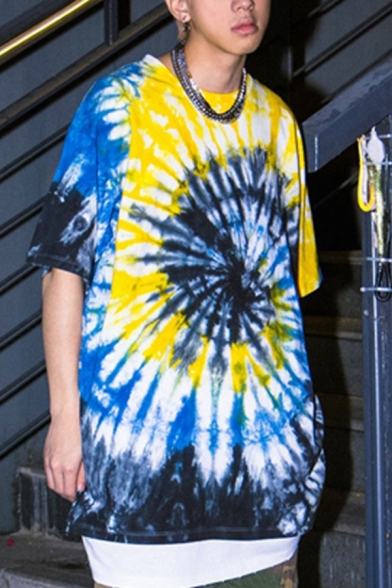 Popular Guys Tie Dye Vortex Print Ombre Half Sleeves Crew Neck Oversize T Shirt in Yellow