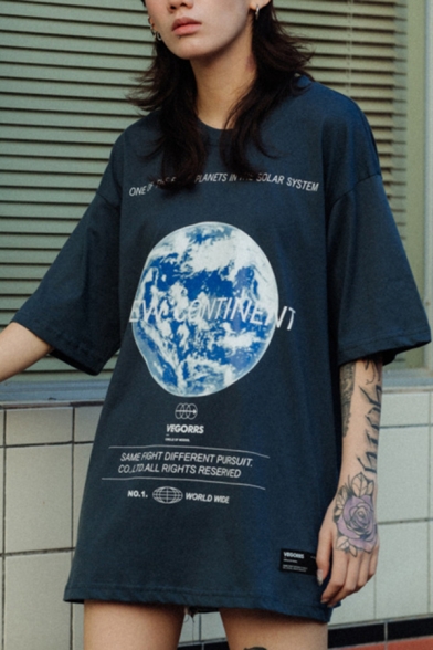 New Continent Letter Earth Graphic Short Sleeve Crew Neck Loose Harajuku Tee in Blue