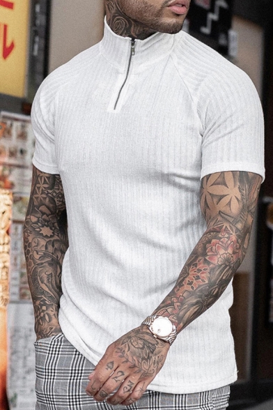Fashionable Plain Short Sleeve 1/4 Zip Slim Fitted Knitted Polo Shirt for Men