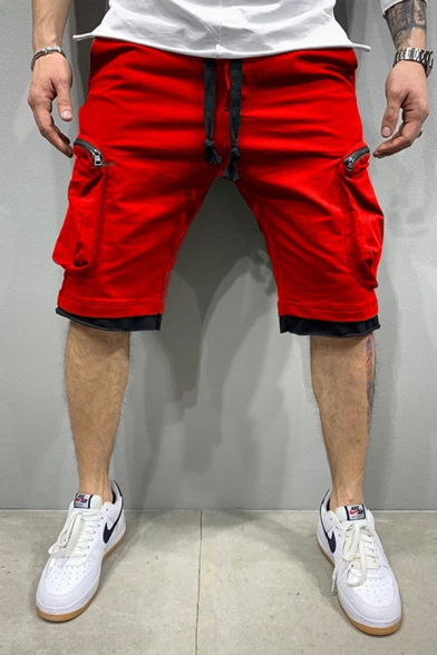 Trendy Men's Shorts Contrasted Trim Drawstring Waist Zipper Straight Fit Knee Length Cargo Shorts with Pockets
