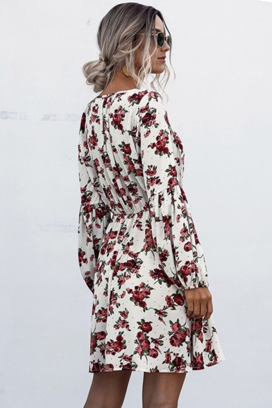 Stylish Allover Flower Print Long Sleeve Sweetheart Neck Short Pleated A-line Dress