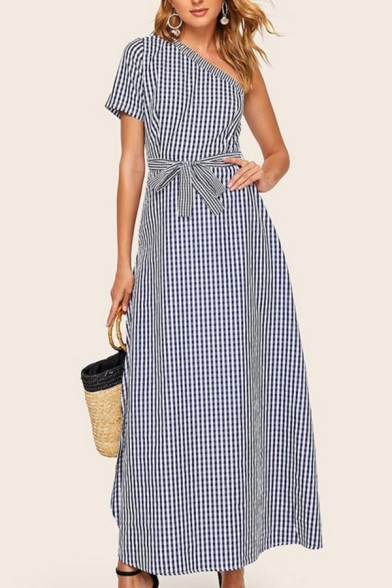 Stylish Ladies Checkered Print Single Sleeve Oblique Shoulder Bow Tie Waist Maxi A-line Dress in Black