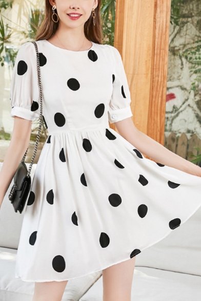 

Pretty Ladies Polka Dot Printed Puff Sleeve Crew Neck Short Pleated A-line Dress in White, LM660110