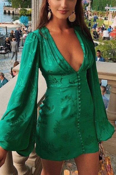 Amazing Jacquard Blouson Sleeve Deep V-neck Button Up Short Sheath Dress in Green