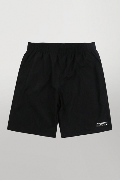 Simple Boys Solid Color Patched Elastic Waist Relaxed Fit Shorts