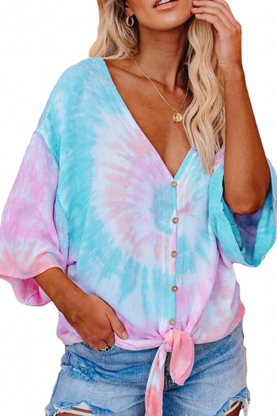 Trendy Women's Tee Top Tie Dye Pattern Twist Front V Neck Three-Quarter Sleeves Relaxed Fitted T-Shirt