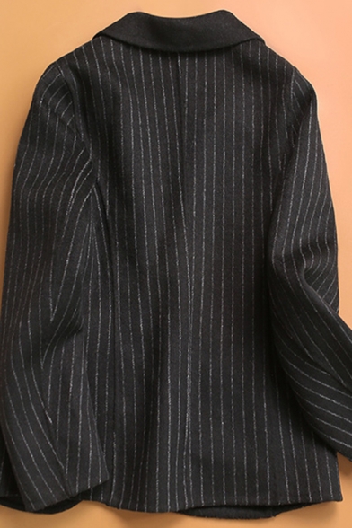 Elegant Women's Jacket Horizontal Pinstripe Pattern Flap Pockets Notched Collar Long Sleeves Regular Fitted Suit Jacket