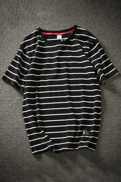 Mens T-Shirt Unique Horizontal Pinstripe Pattern Crew Neck Half Sleeve Loose Fitted T-Shirt