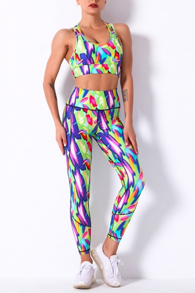 Fancy Women's Fitness Set Art Paint Printed Multi Color Crew Neck Sleeveless Slim Fitted Crop Top with High Waist Skinny Pants Yoga Co-ords