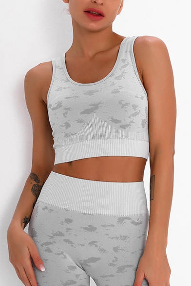 Novelty Womens Cami Top Abstract Camo Stripe Pattern Cut-out Back Scoop Neck Cropped Sleeveless Skinny Fitted Yoga Bra
