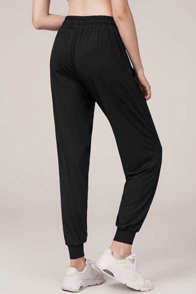 Fashionable Women's Workout Pants Solid Color Side Pocket Banded Cuffs Drawstring Elastic Waist Ankle Length Relaxed Fit Training Pants
