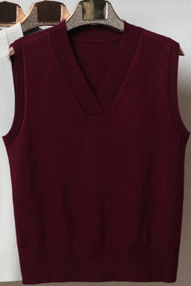 Trendy Women's Knit Vest Solid Color Ribbed Trim V Neck Sleeveless Regular Fitted Pullover Knit Vest