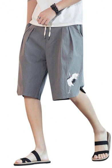 Trendy Men's Shorts Crane Embroidered Split Hem Drawstring Elastic Waist Knee Length Shorts