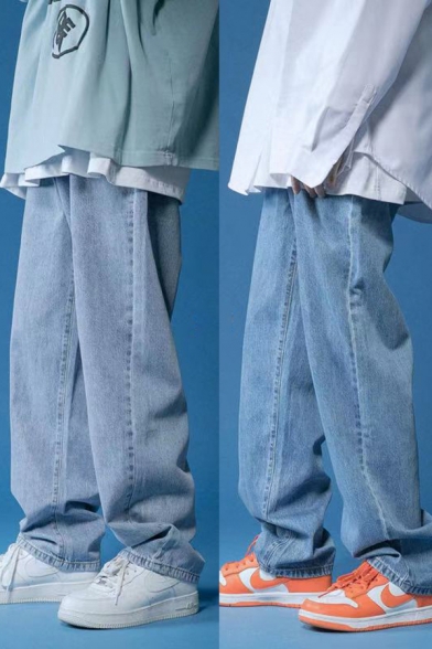 Fashion Mens Straight Jeans Pockets Designed Zip Fly Full Length Relaxed Mid-waisted Jeans with Washing Effect