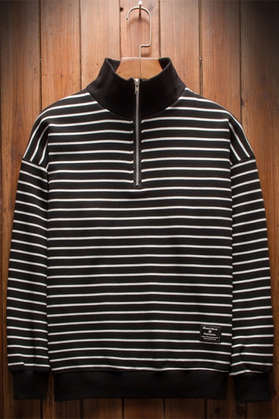 Men's Stylish Half-Zip Stand Collar Classic Striped Print Oversized Loose Sweatshirt