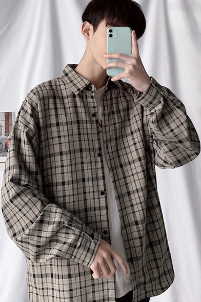 Fashionable Mens Shirt Plaid Pattern Button up Spread Collar Loose Fit Long Sleeve Shirt