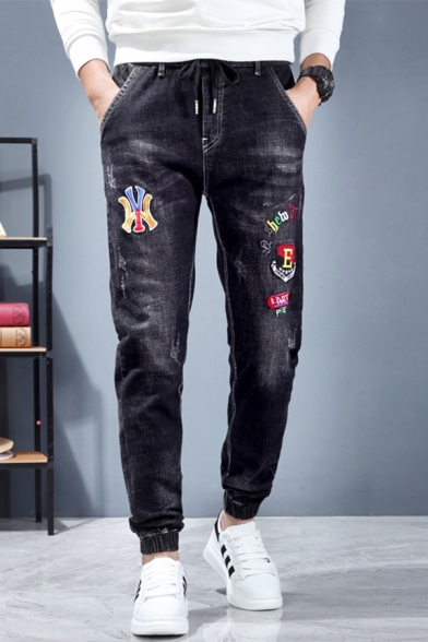Men's Cool Fashion Unique Embroidered Patch Black Relaxed Fit Drawstring Waist Tapered Jeans
