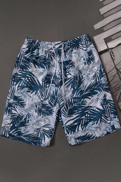 Stylish Shorts All Over Patterned Drawstring Mid Rise Loose Fit Shorts for Men