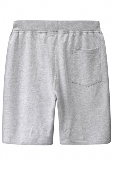 Men Simple Jogger Shorts Solid Color Zipped Pockets Mid Rise over The Knee Relaxed Fit Shorts