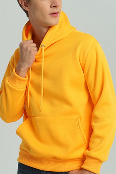 Simple Men's Sweatshirt and Hoodie Plain Long-Sleeved Regular Fit Drawstring Hoodie