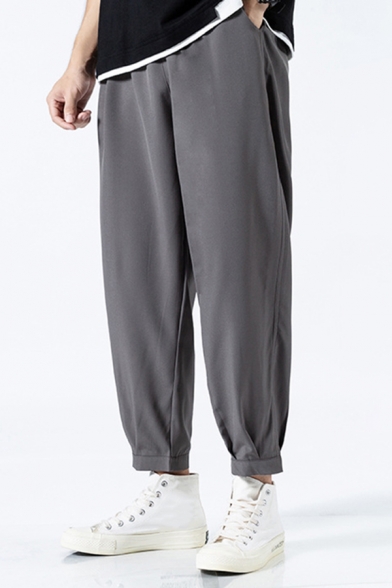 Basic Men's Pants Solid Color Folds Detail Side Pockets Ankle Tapered Pants