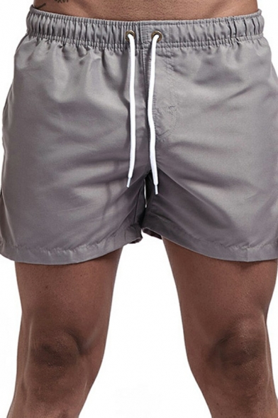 Simple Shorts Plain Drawstring Waist Pocket Decorated Mid Rise Fitted Mini Shorts for Men