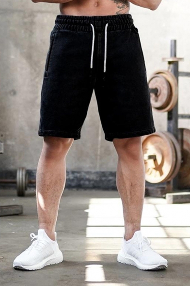 Simple Sweat Shorts Solid Color Drawstring Waist Mid Rise Knee-Length Loose Shorts for Men