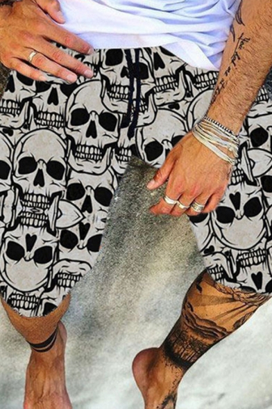 Fashionable Shorts Skull Printed Drawstring Mid Rise Straight Shorts for Men