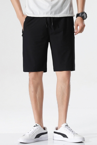 Street Look Mens Shorts Solid Color Drawstring Waist Zip-up Pocket Regular Fit Knee-Length Shorts