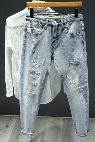 Men Street Look Denim Pants Solid Color Zip Closure Distressed Front Pocket Regular Fitted Denim Pants