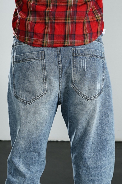 Men Dashing Denim Pants Plain Zip Fly Pocket Detailed Regular Fit Denim Pants
