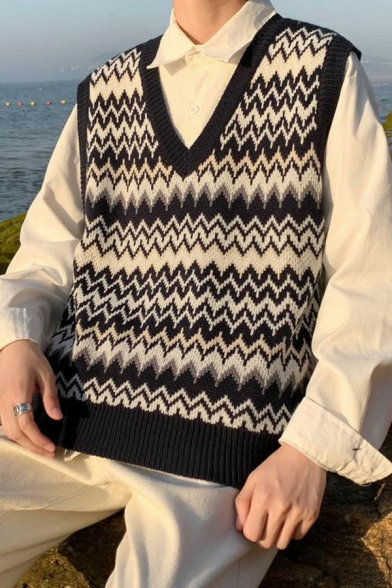 Guys Chic Vest Stripe Pattern Sleeveless V-Neck Rib Hem Loose Fit Sweater Vest