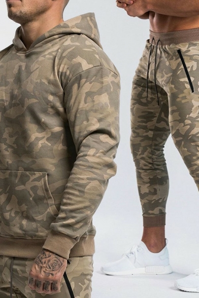 Athletic Guys Set Camo Printed Hoodie Front Pocket Drawcord Full Length Pants Fitted Set