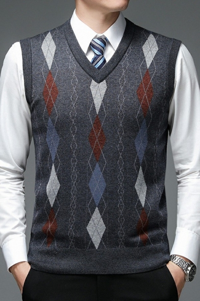 Trendy Mens Knitted Vest Argyle Print Sleeveless V-Neck Rib Hem Regular Fitted Sweater Vest