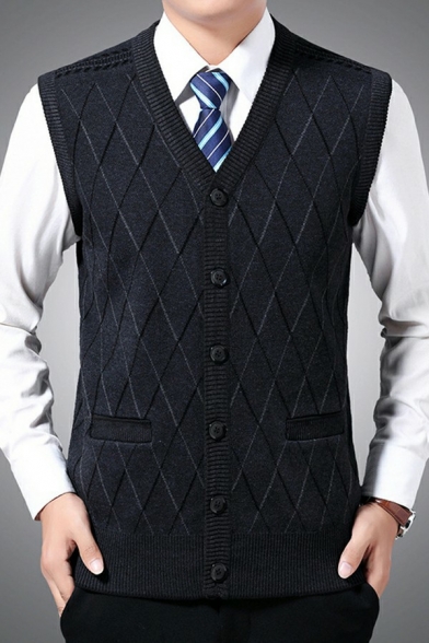 Simple Men's Sweater Vest Diamond Pattern V-Neck Regular Fit Knitted Vest