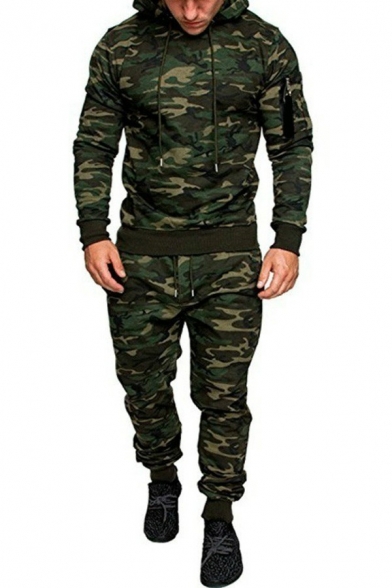 Men Athletic Set Camouflage Print Long Sleeve Hoodie & Drawstring Pants Slim Two Piece Set