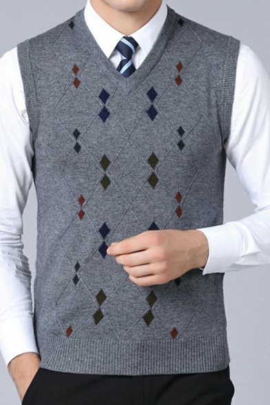 Basic Sweater Vest Diamond Pattern V-Neck Regular Fit Knitted Vest for Men