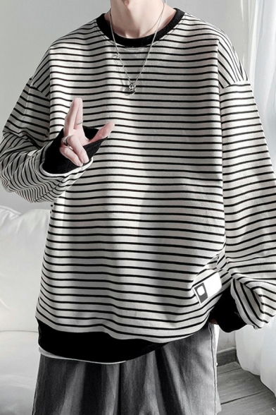 Leisure Mens Sweatshirt Stripe Pattern Round Neck Long-Sleeved Rib Cuffs Loose Fit Sweatshirt