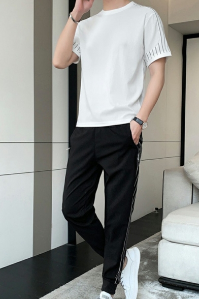 Simple Mens Co-ords Lines Pattern Round Neck Short Sleeve T-Shirt with Pants Two Piece Set