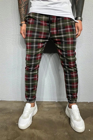 Stylish Mens Pants Plaid Pattern Elastic Waist Mid Rise Skinny Fit Pants with Pocket