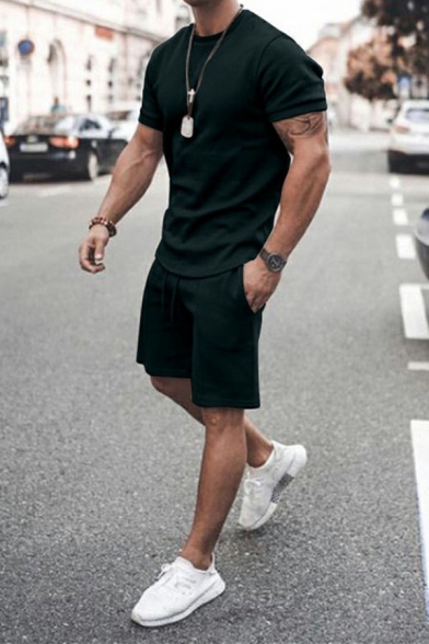 Simple Men's Set Solid Color Short Sleeve Round Neck Tee Top with Drawstring Waist Shorts Set