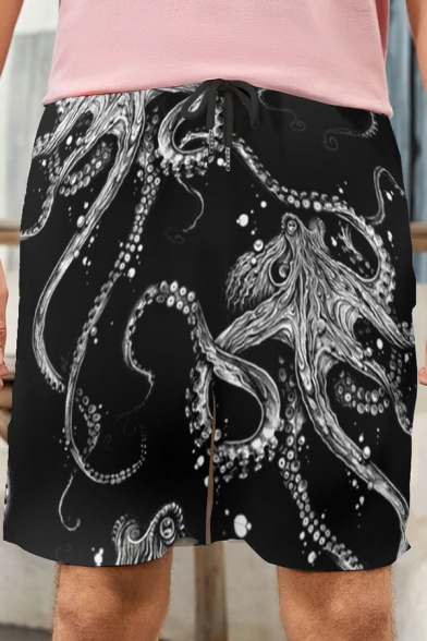 Men Unique Shorts Octopus Print Drawstring Waist Pocket Detail Mid Rise Regular Fit Shorts in Black