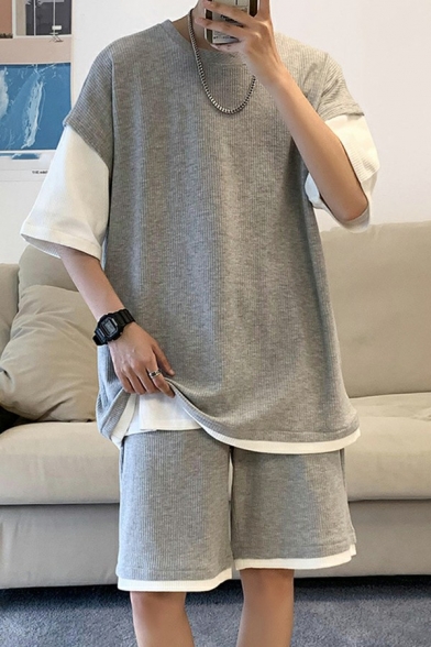 Popular Set Colo-blocking Half Sleeves Crew Collar T-shirt & Shorts Relaxed Set for Guys