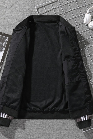 Urban Men Baseball Jacket Stripe Print Zipper Closure Stand Collar Relaxed Fit Baseball Jacket with Pocket