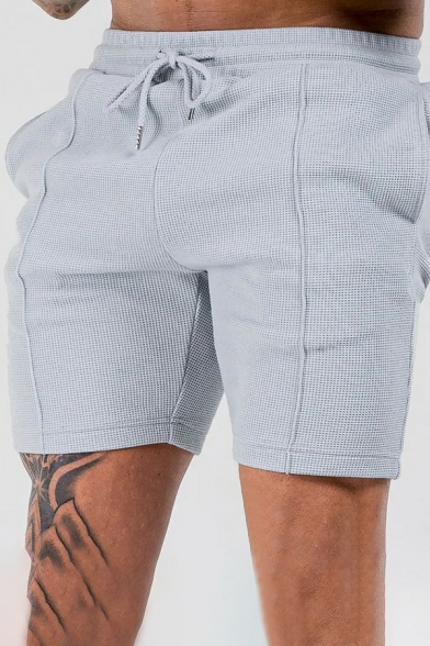 Sporty Mens Shorts Stripe Pattern Drawstring Waist Mid Rise Regular Fit Shorts with Pocket