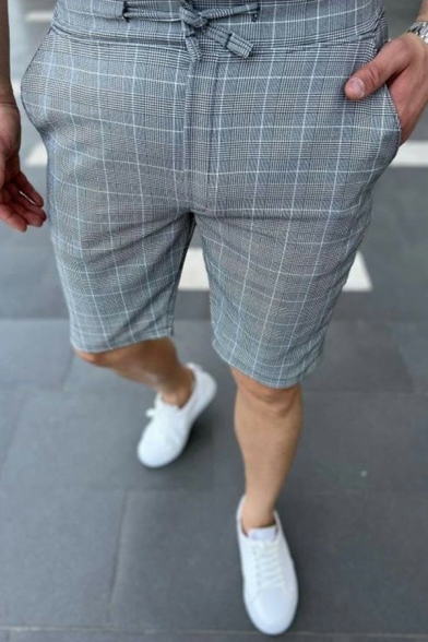 Simple Mens Shorts Plaid Print Drawstring Waist Mid Rise Slim Fit Shorts with Pocket