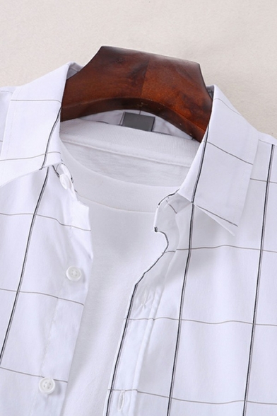 Men Classic Shirt Plaid Pattern Turn-down Collar Button Closure Short Sleeve Shirt